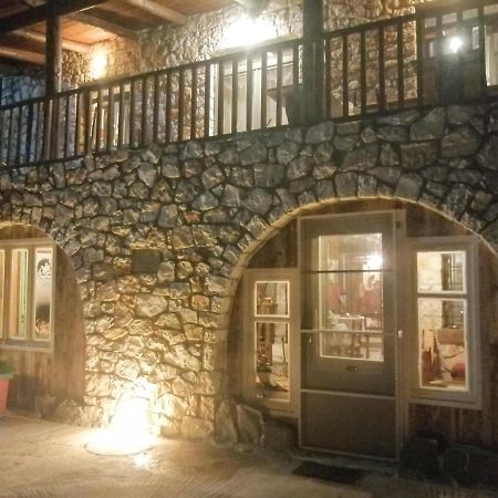Yono'S Traditional House Ano Ravenia エクステリア 写真