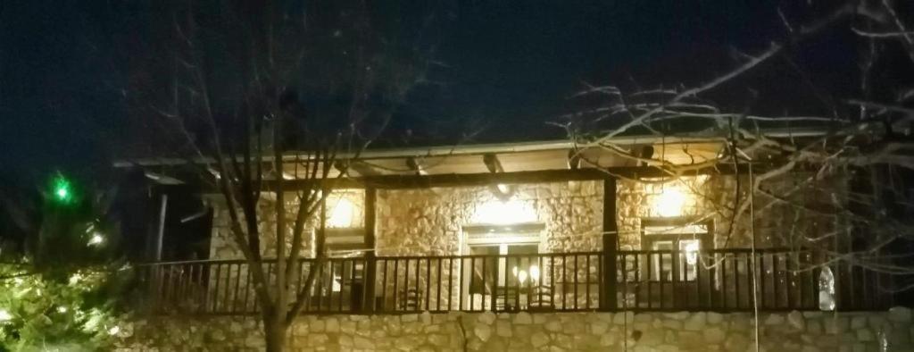 Yono'S Traditional House Ano Ravenia エクステリア 写真