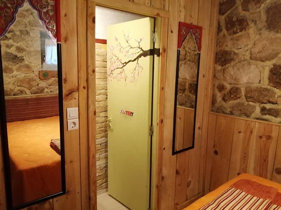 Yono'S Traditional House Ano Ravenia エクステリア 写真