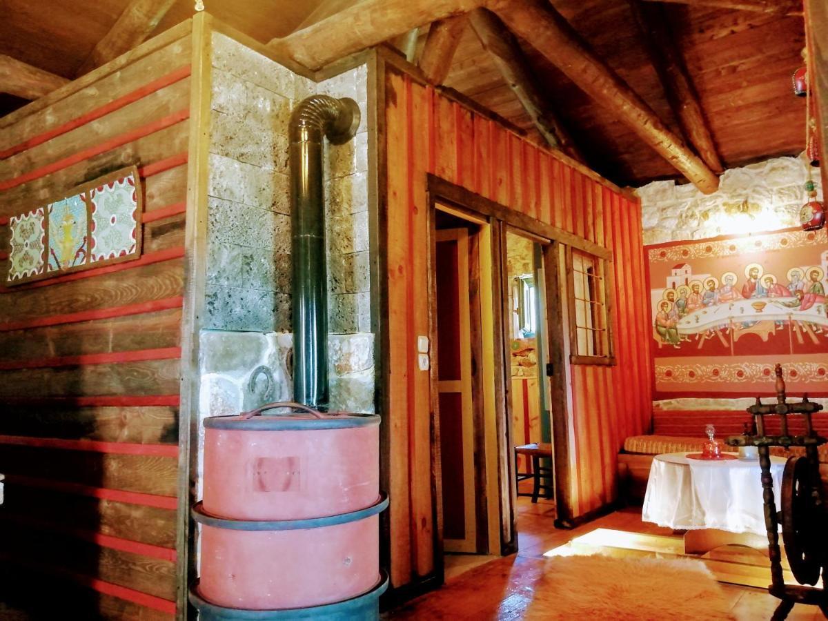 Yono'S Traditional House Ano Ravenia エクステリア 写真