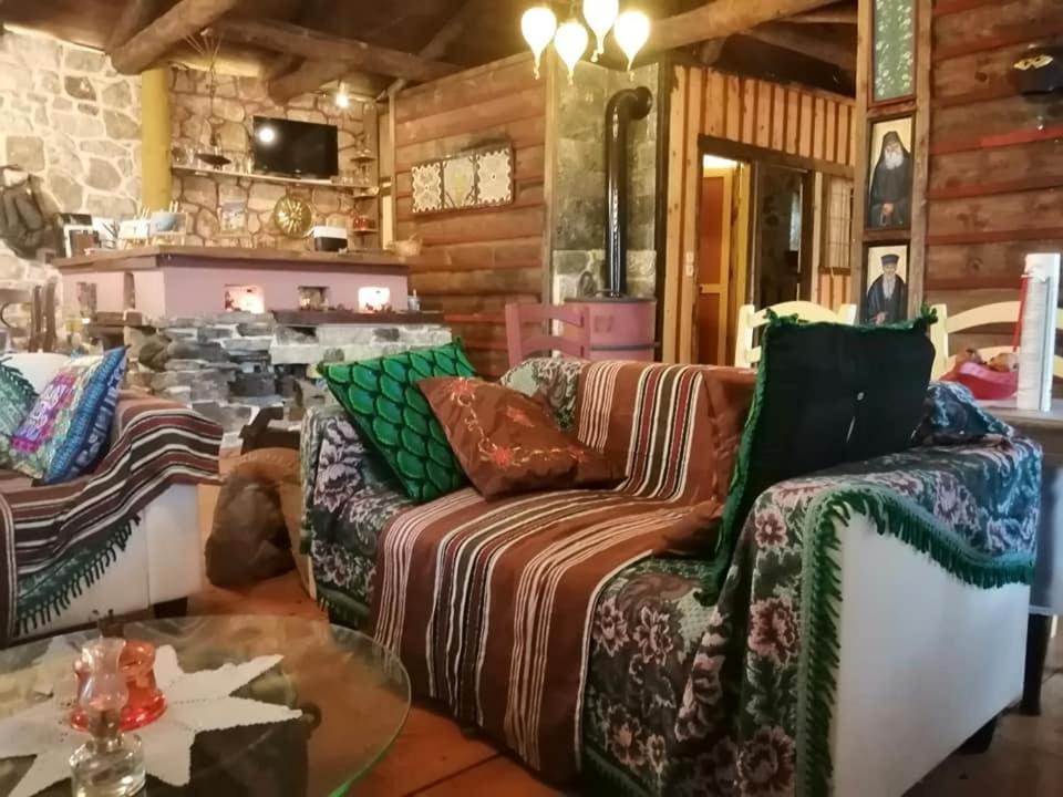 Yono'S Traditional House Ano Ravenia エクステリア 写真